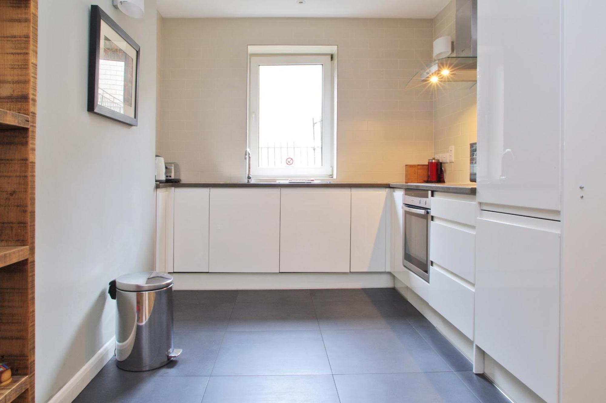 Comfortable Waterloo Home Near Thames 런던 외부 사진