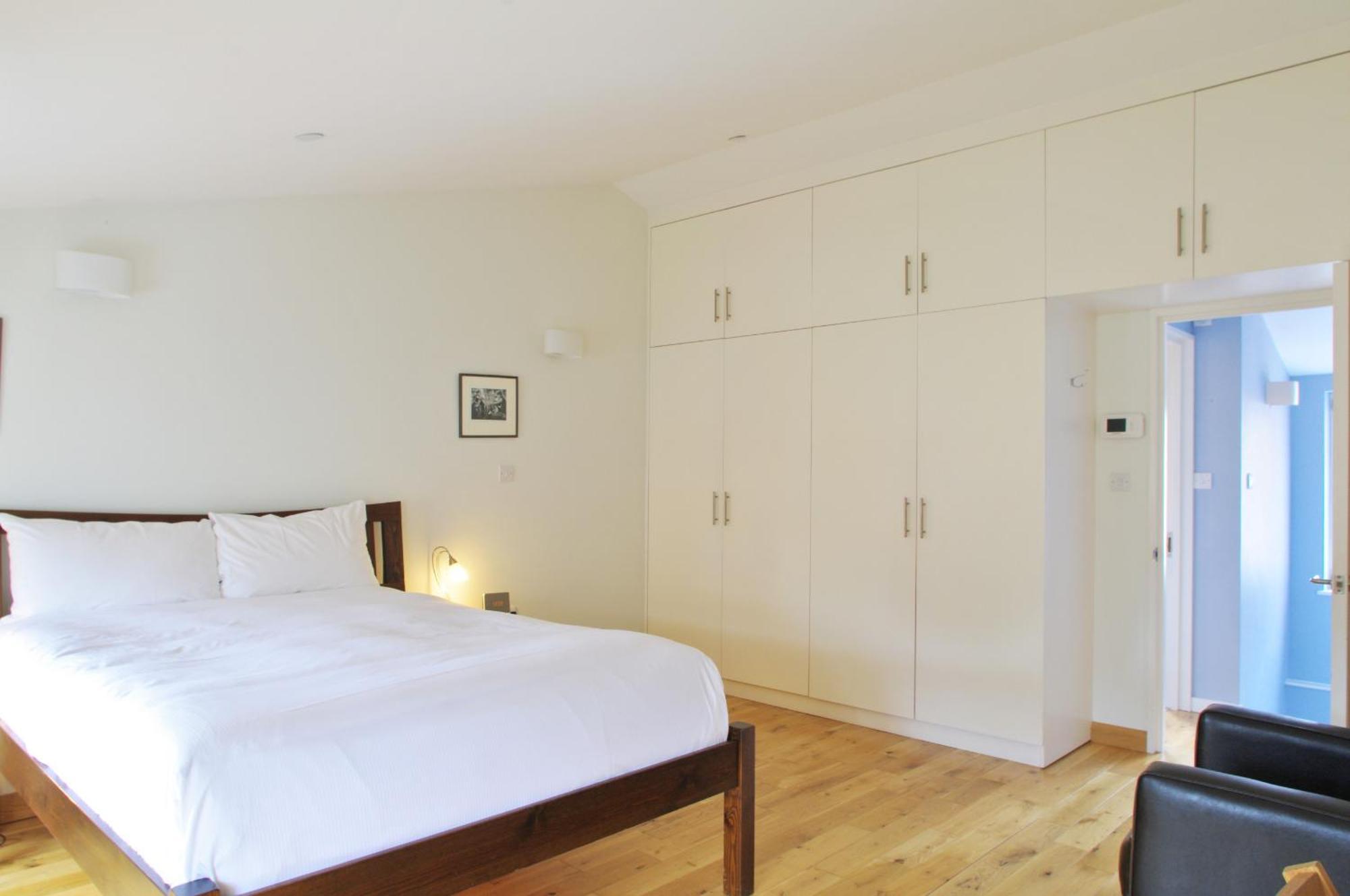 Comfortable Waterloo Home Near Thames 런던 외부 사진
