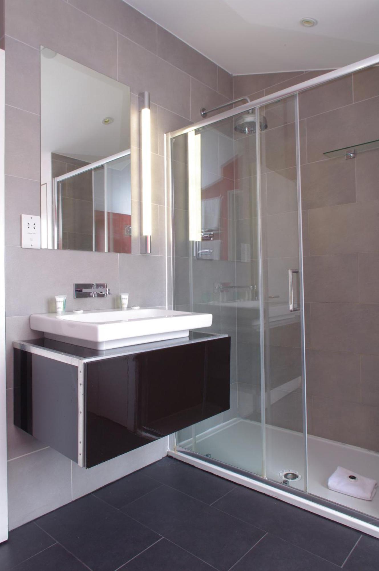 Comfortable Waterloo Home Near Thames 런던 외부 사진